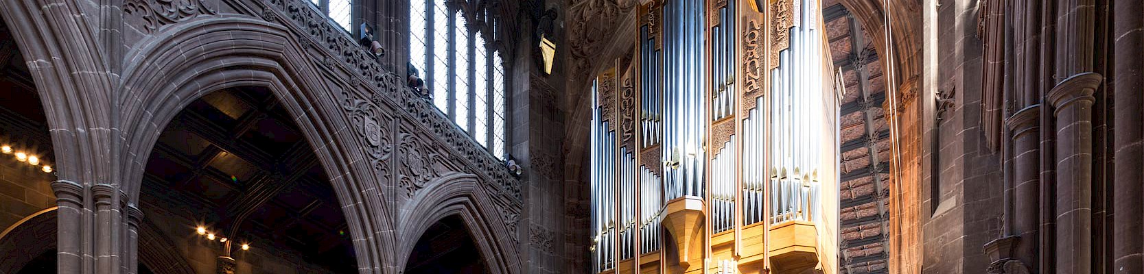 Panoramic view of the Manchester Cathedral Organ