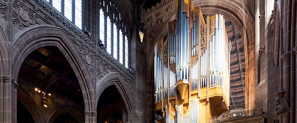 Panoramic view of the Manchester Cathedral Organ